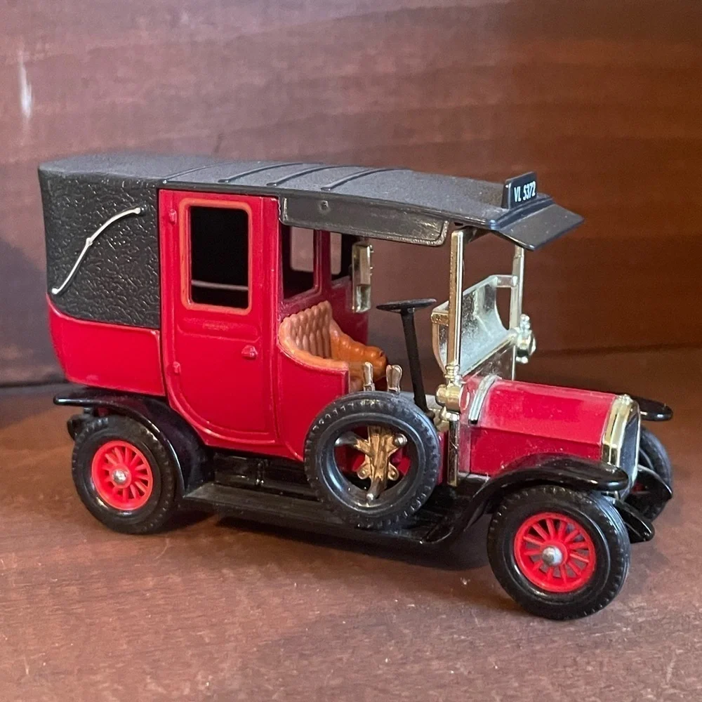 Vintage Matchbox 1907 Unic Taxi Made In England 1984